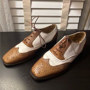 J. Peterman Women's Brown and White Flats